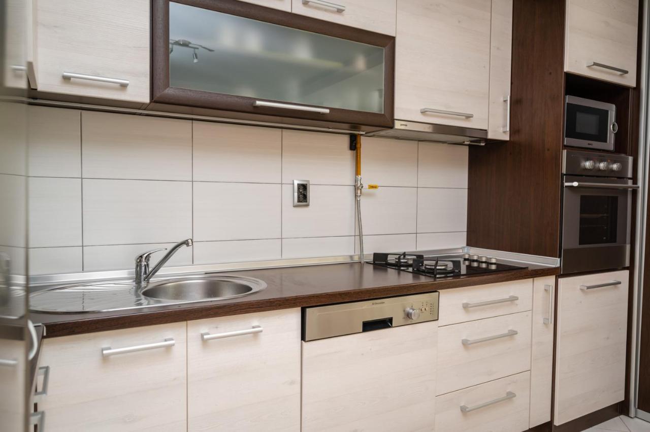 Bright 1Bdr Apartment In The City Center Saraybosna Dış mekan fotoğraf